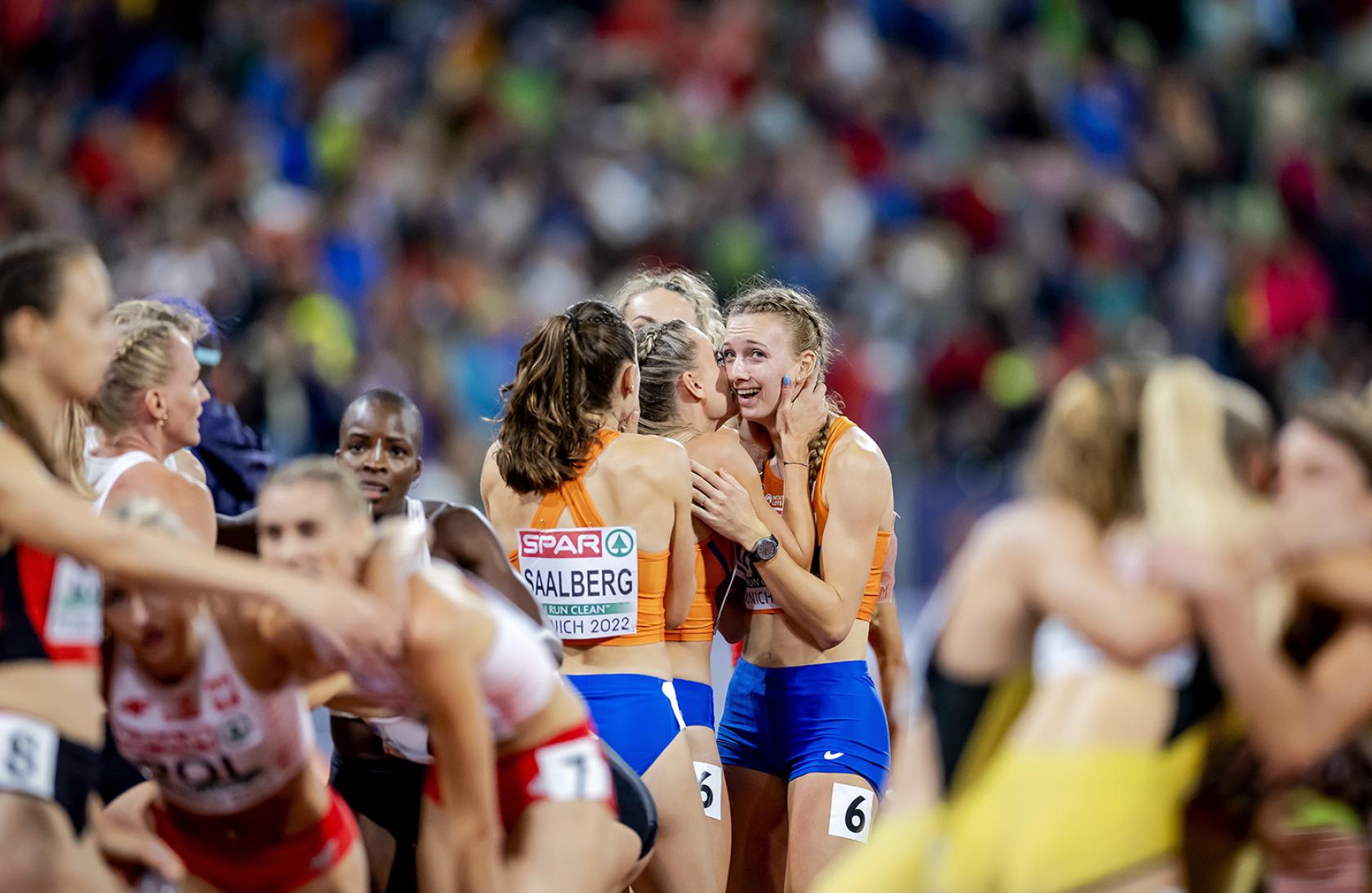 foto door robin van lonkhuijsen van femke bol die wint.