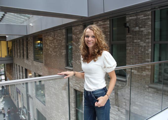 Agendaredacteur Maja Micudova in het WTC, waar de redactie van het ANP is gevestigd.