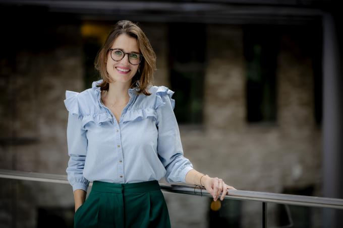 Nicole Donker in het WTC The Hague, waar zich het kantoor en de redactie van het ANP bevinden. Foto: ANP / Robin van Lonkhuijsen